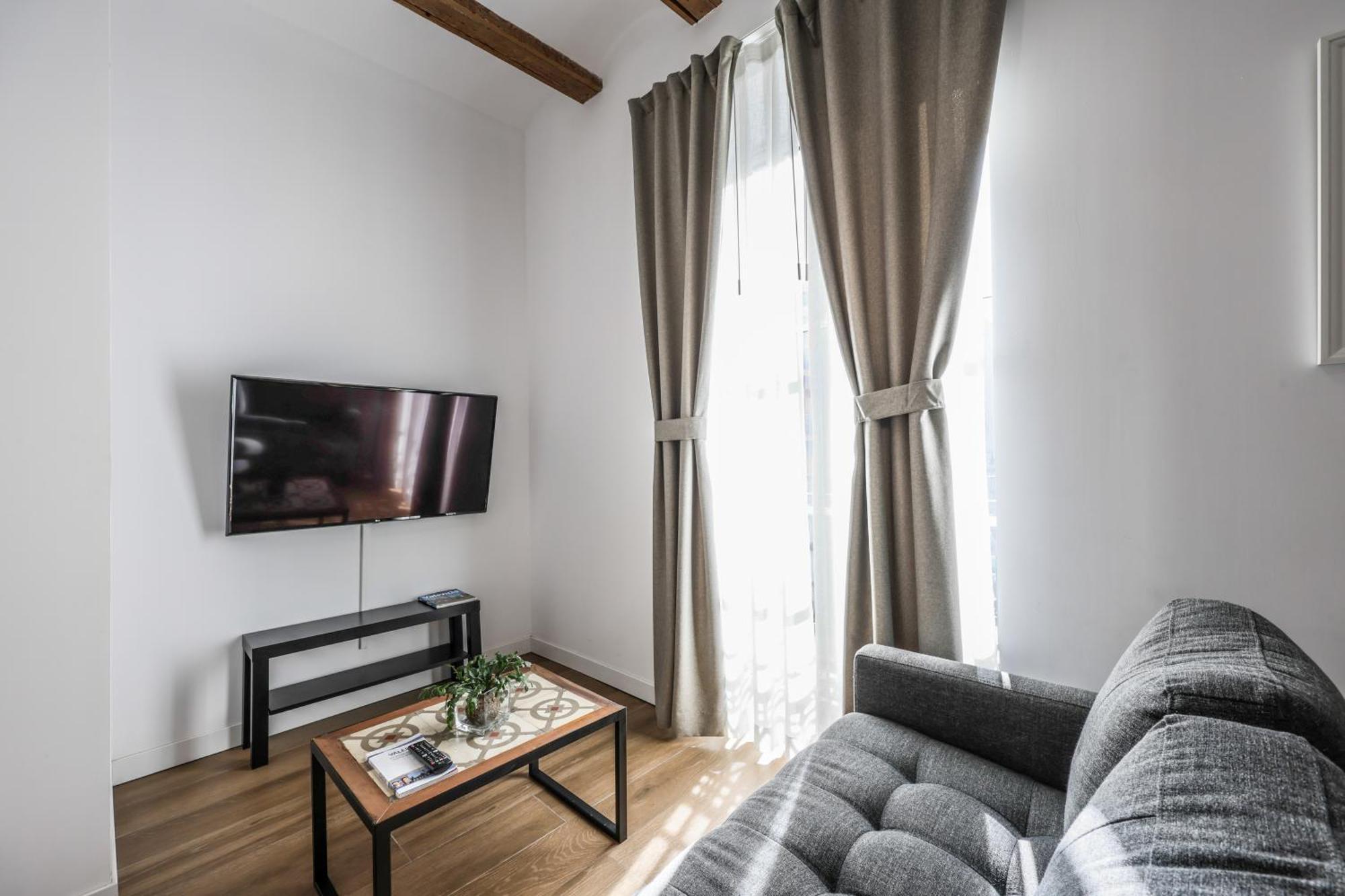 Amazinn Places Evi Apartments Валенсія Екстер'єр фото
